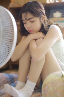 不扣纽扣的情人